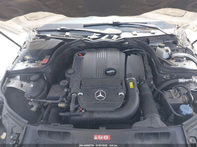 2014 MERCEDES-BENZ C 250 WDDGF4HBXEG230031 Photo 9