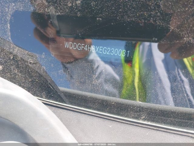 2014 MERCEDES-BENZ C 250 WDDGF4HBXEG230031 Photo 8