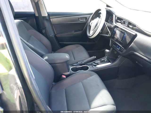 2T1BURHE1KC236585 Toyota COROLLA LE