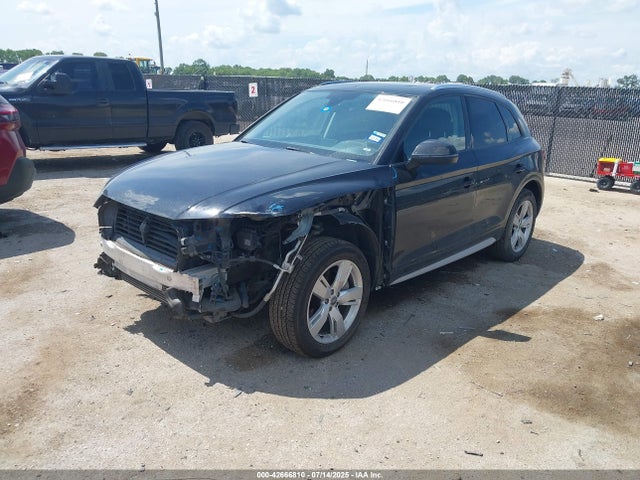 2018 AUDI Q5 WA1ANAFY4J2021054 Photo 1