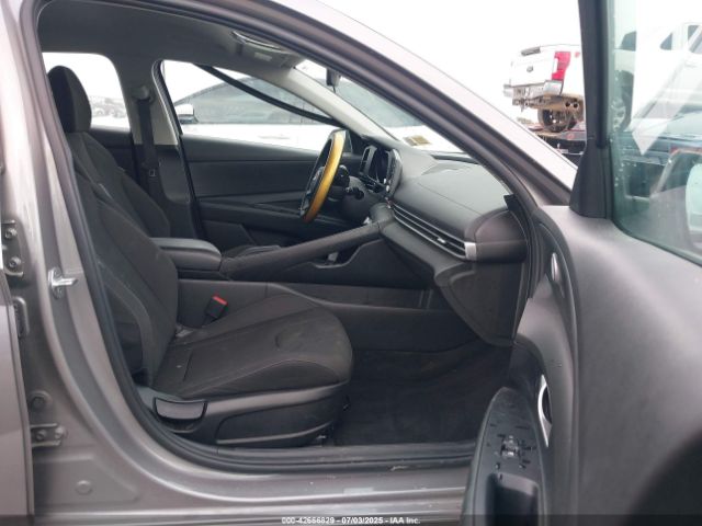 2021 HYUNDAI ELANTRA KMHLM4AG9MU065959 Photo 4