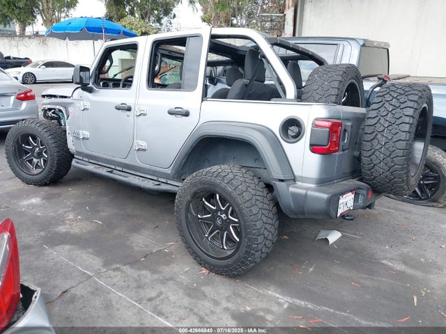 1C4HJXDG8MW519073 Jeep 2021