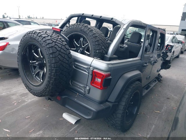 1C4HJXDG8MW519073 Jeep 2021