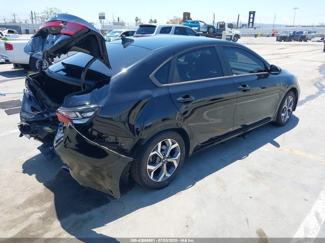 3KPF24ADXME342033 KIA mpi nu