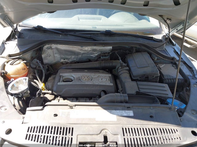 WVGRV7AX6HK008936 Volkswagen 2.0 tsi