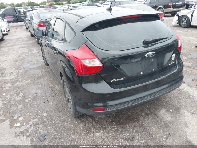 1FADP3K21EL155553 Ford 2014