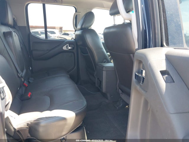 1N6AD0EV7FN713290 Nissan 2015