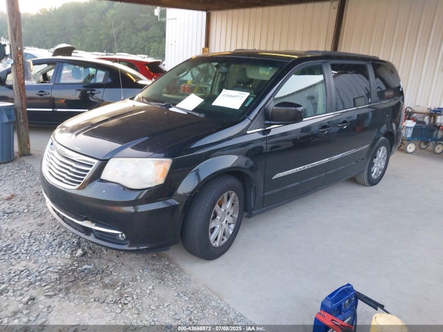 2C4RC1BG2ER357885 Chrysler Town and Country