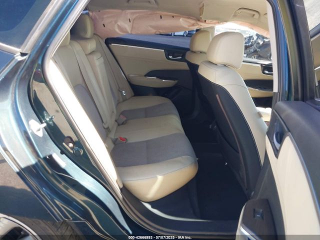 2018 HONDA CLARITY PLUG-IN HYBRID JHMZC5F19JC012951 Photo 7