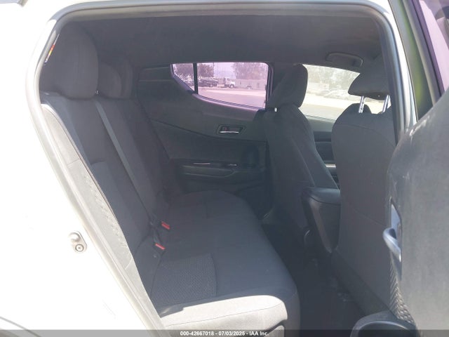 NMTKHMBX8JR036857 Toyota 3zr-fae