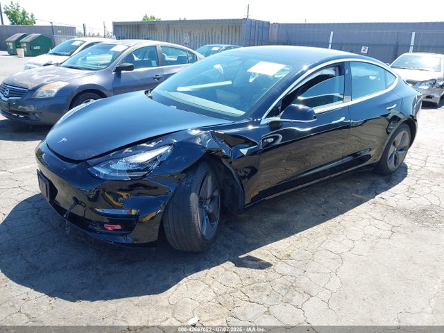 2018 TESLA MODEL 3 5YJ3E1EA8JF011465 Photo 1