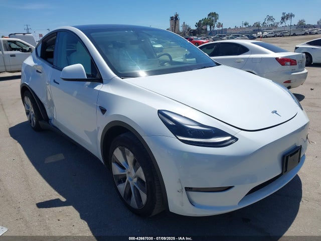 2024 TESLA MODEL Y 7SAYGDED0RF052621 Photo 0