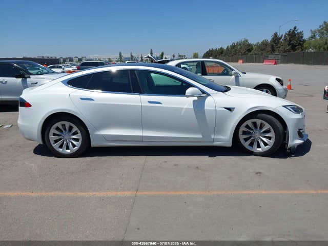 Tesla MODEL S 2017 5YJSA1E19HF215502 Image 14