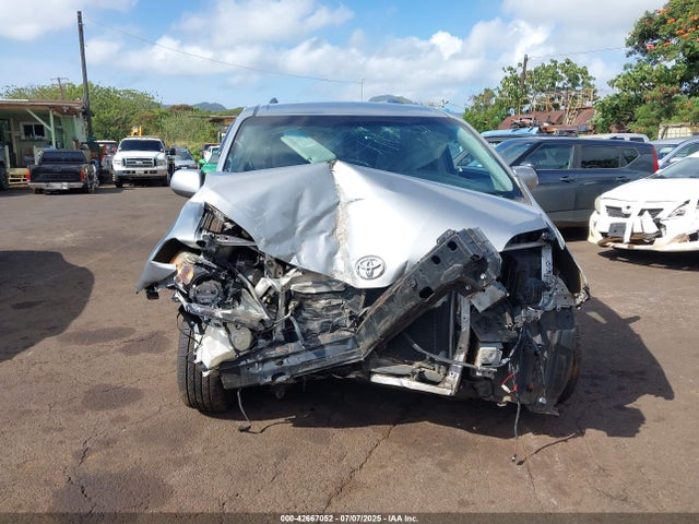 5TDKK3DCXGS691540 Toyota Sienna Le 7 Passenger