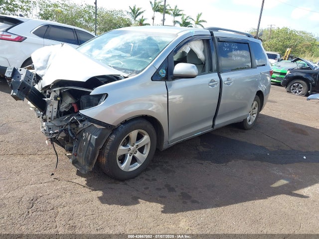 5TDKK3DCXGS691540 Toyota Sienna Le 7 Passenger