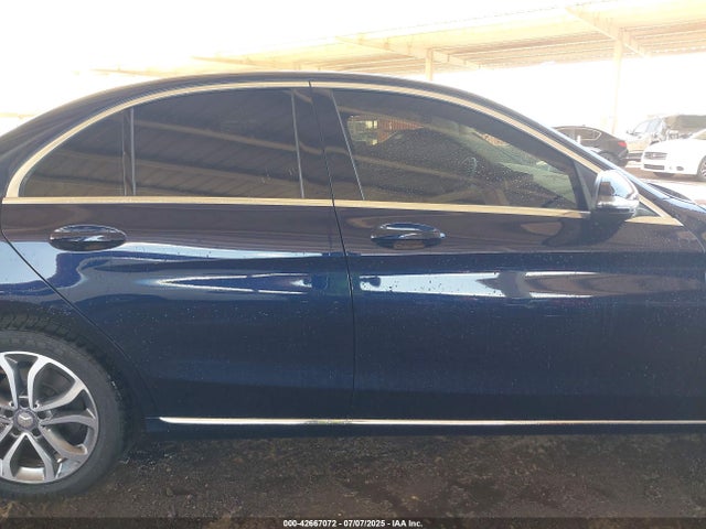WDDWF4JB3GR151247 Mercedes-Benz 2016