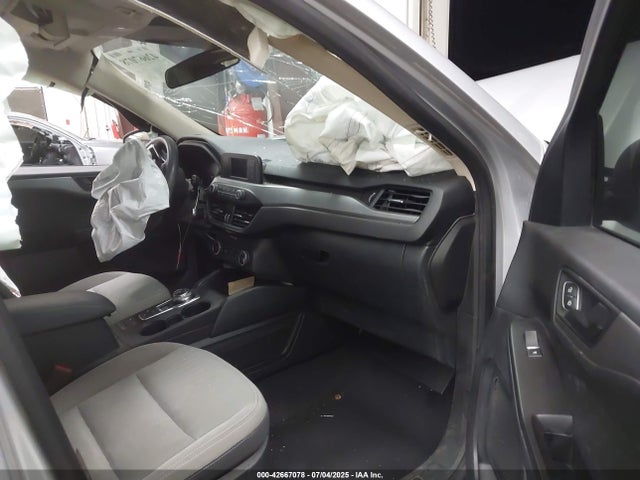 Продажа на аукционе авто 2020 Ford Escape S, vin: 1FMCU0F67LUC23710, номер лота: 42667078