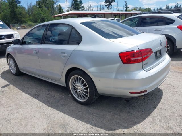 2015 VOLKSWAGEN JETTA 3VWLA7AJ3FM273527 Photo 2