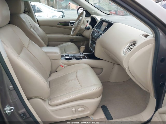 5N1AR2MM8EC618090 Nissan Pathfinder