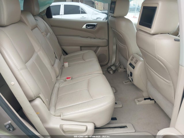 5N1AR2MM8EC618090 Nissan Pathfinder