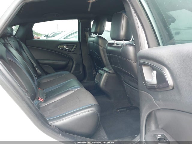 Chrysler 2015 2015 1C3CCCBB3FN691965 Image 8