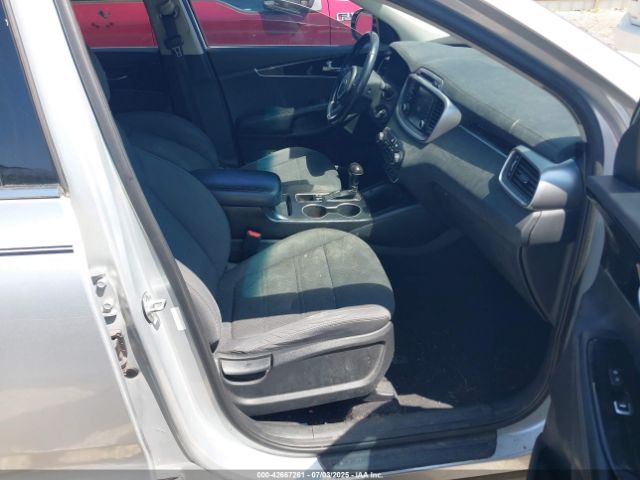 2017 KIA SORENTO 5XYPG4A39HG249090 Photo 4