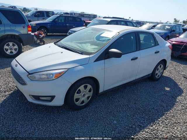 Ford 2.0l gdi 2017 1FADP3E28HL319820 Image 2