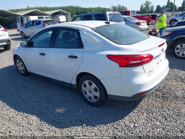 Ford 2.0l gdi 2017 1FADP3E28HL319820 Image 3