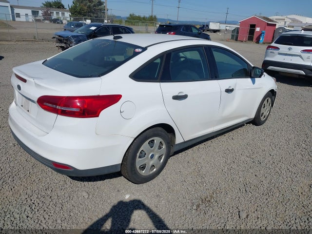 Ford 2.0l gdi 2017 1FADP3E28HL319820 Image 4