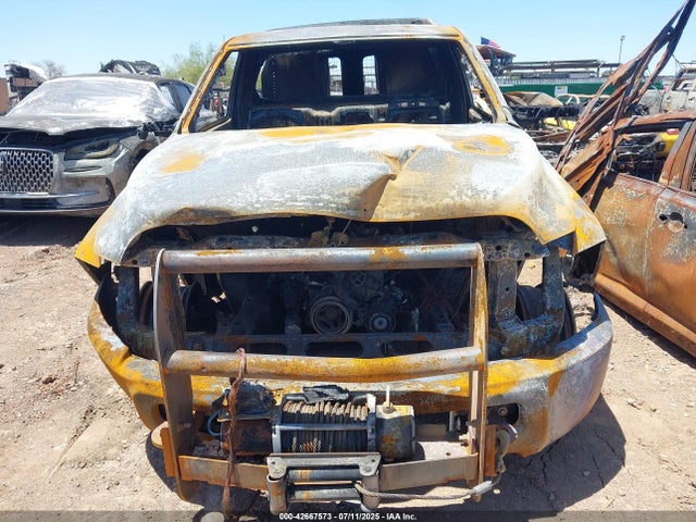 42667573 :رقم المزاد ، 3C6LR5AT2HG771227 vin ، 2017 Ram 2500 Tradesman  4x4 8' Box مزاد بيع