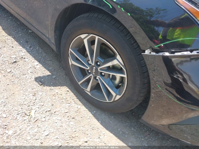 3KPF24AD5RE806403 KIA mpi nu