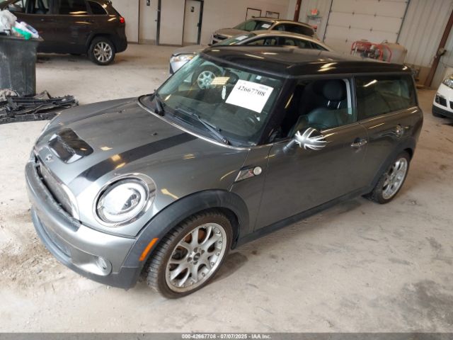 2010 MINI COOPER S CLUBMAN WMWMM3C57ATP93986 Photo 1