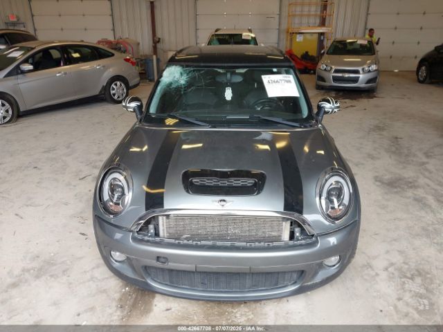 2010 MINI COOPER S CLUBMAN WMWMM3C57ATP93986 Photo 5