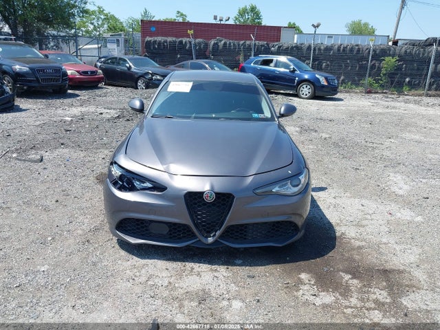 Alfa Romeo giulia (952) 2018 ZARFAEDN6J7579665 Image 12