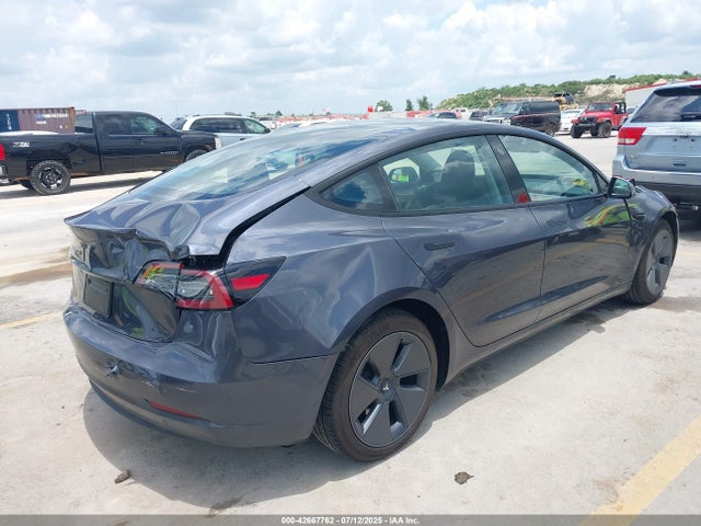 2023 TESLA MODEL 3 5YJ3E1EA3PF668182 Photo 3