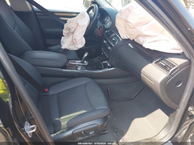 2017 BMW X3 5UXWX9C32H0T16526 Photo 4