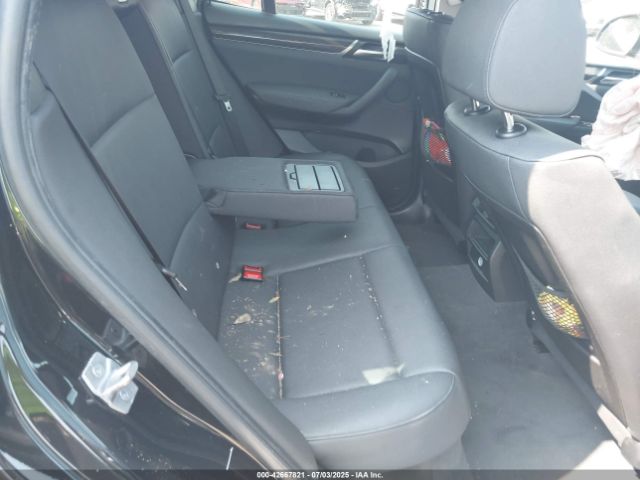2017 BMW X3 5UXWX9C32H0T16526 Photo 7