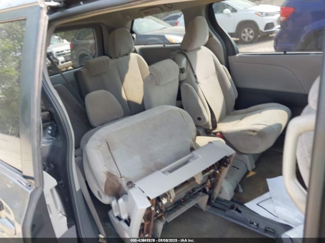 2017 TOYOTA SIENNA 5TDKZ3DC5HS806235 Photo 7