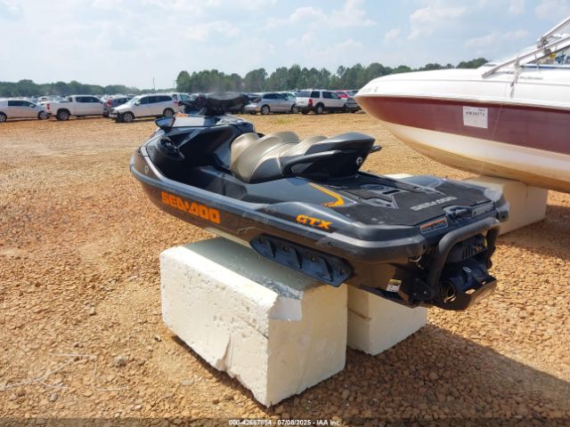 2021 SEADOO GTX-300 LIMITED YDV31353L021 Photo 2