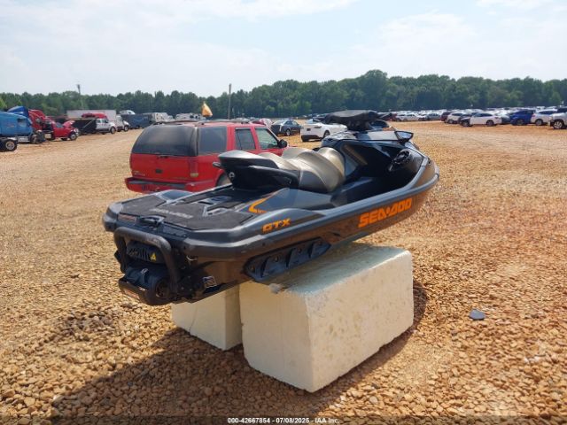 2021 SEADOO GTX-300 LIMITED YDV31353L021 Photo 3