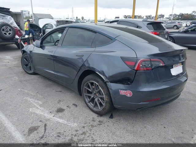 2023 TESLA MODEL 3 5YJ3E1EA5PF654381 Photo 2