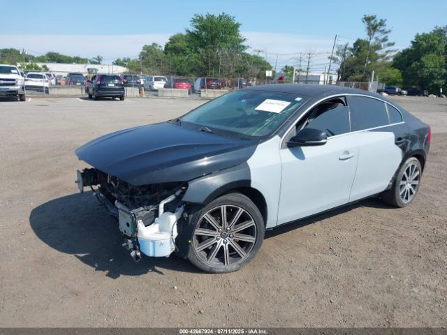 2017 VOLVO S60 INSCRIPTION LYV402TKXHB136158 Photo 1