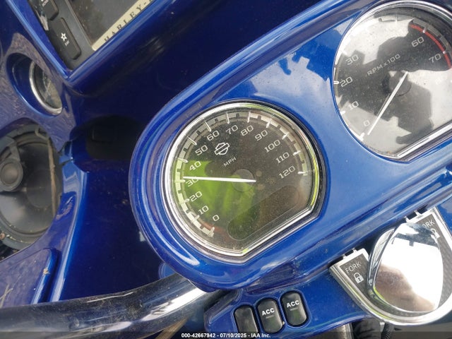 1HD1TAN10FB962510 Harley-Davidson Cvo Road Glide Ultra