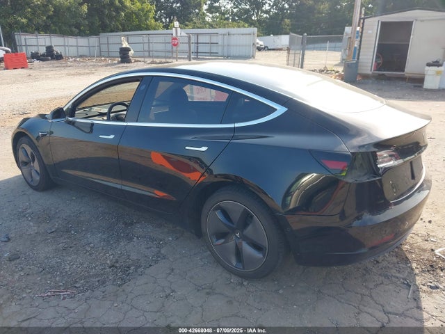 2019 TESLA MODEL 3 5YJ3E1EA3KF296299 Photo 2