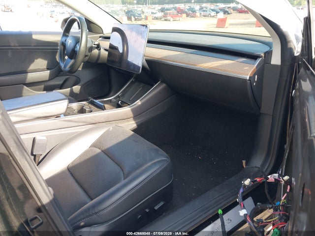 2019 TESLA MODEL 3 5YJ3E1EA3KF296299 Photo 4