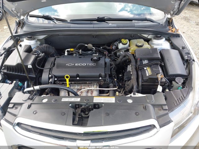 1G1PA5SH7F7121984 Chevrolet luw