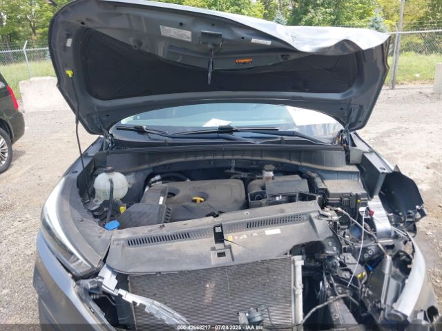 2018 HYUNDAI TUCSON KM8J3CA42JU632115 Photo 9