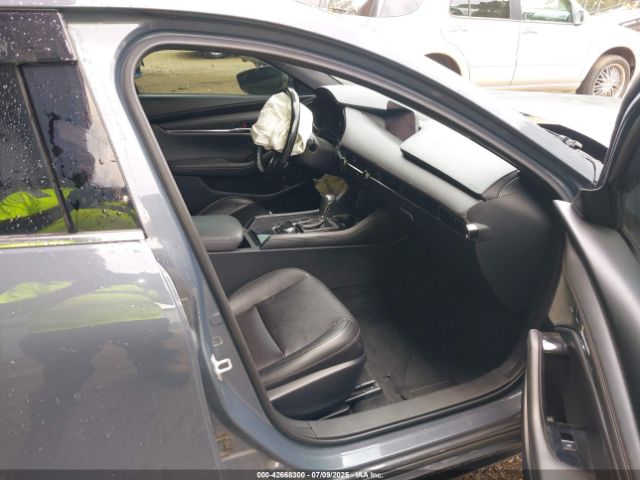 2021 MAZDA MAZDA3 HATCHBACK JM1BPBNY6M1320437 Photo 4