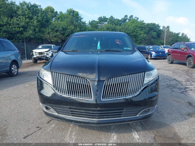 Продаж на аукціоні авто 2015 Lincoln Mkt Livery, vin: 2LMHJ5NK8FBL03462, номер лоту: 42668301