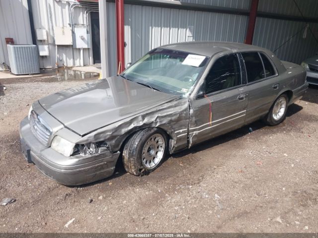 1999 FORD CROWN VICTORIA 2FAFP74W7XX233050 Photo 1